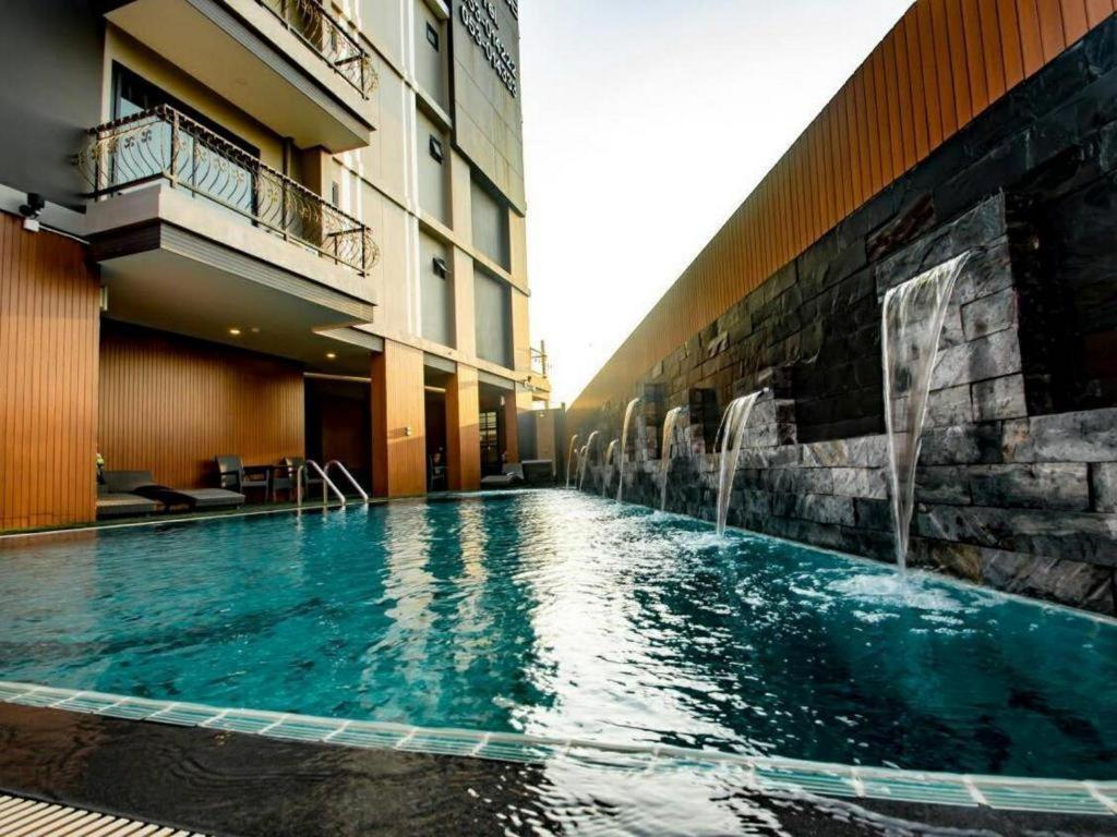 The Y Boutique Hotel Csiangmaj Kültér fotó